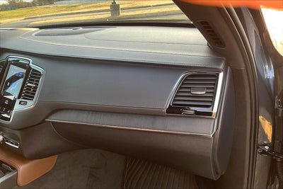 2022 Volvo XC90 T6 Inscription