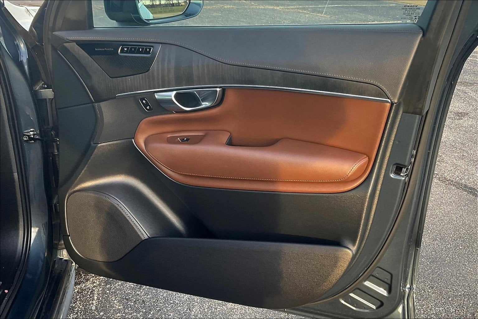 2022 Volvo XC90 T6 Inscription