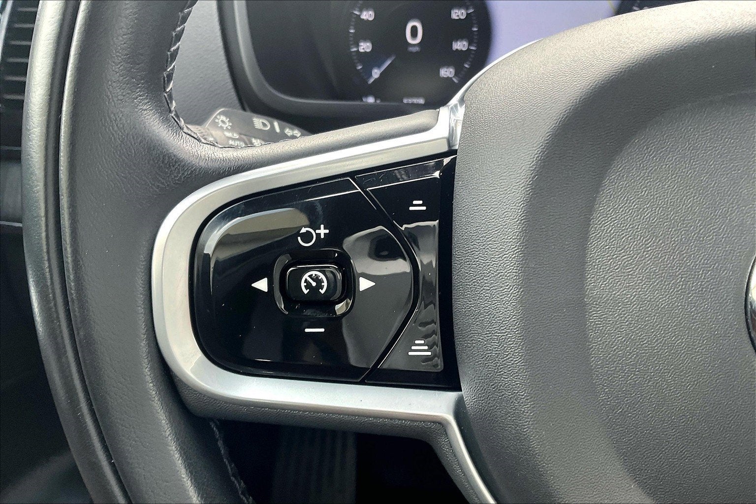 2022 Volvo XC90 T6 Inscription