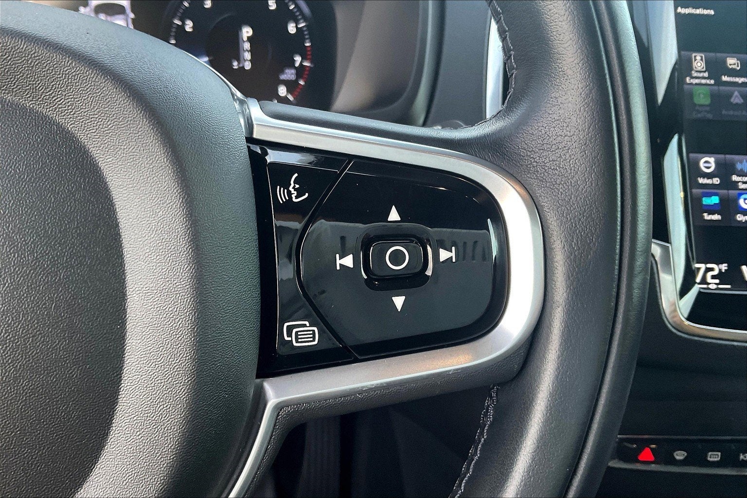 2022 Volvo XC90 T6 Inscription