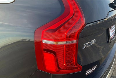 2022 Volvo XC90 T6 Inscription