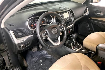 2015 Jeep Cherokee Sport