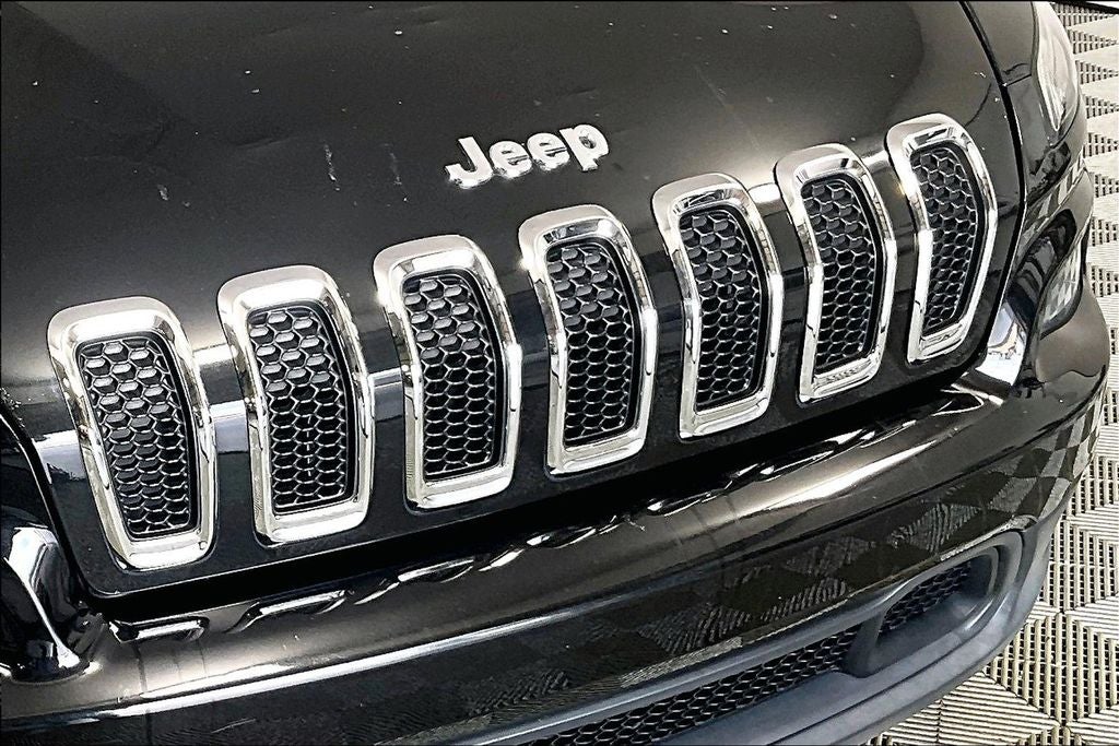 2015 Jeep Cherokee Sport