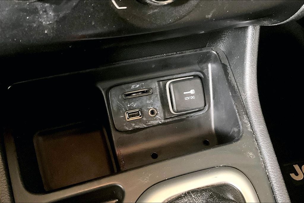 2015 Jeep Cherokee Sport