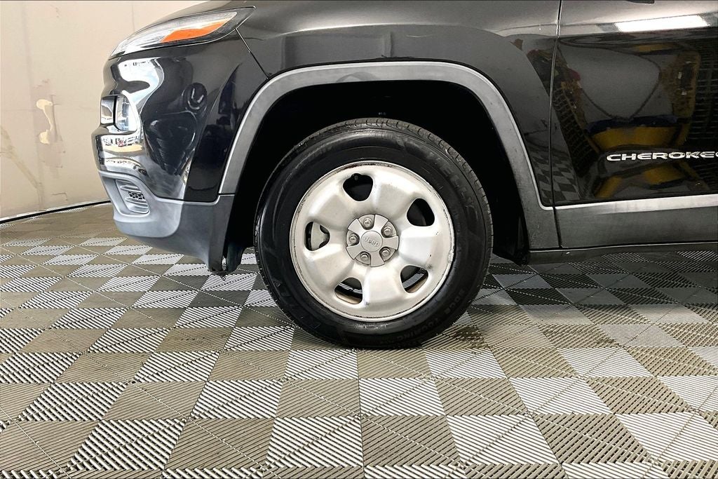 2015 Jeep Cherokee Sport