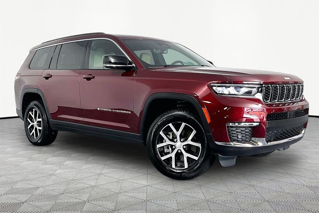 2025 Jeep Grand Cherokee L Limited 4x4's photo