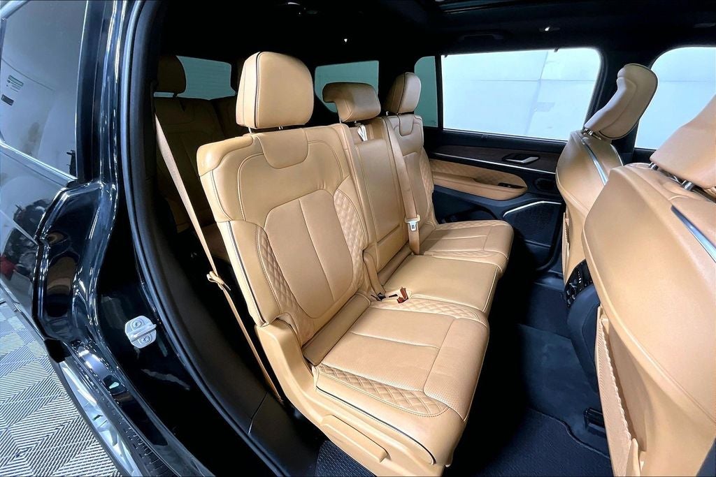 2024 Jeep Grand Cherokee L Summit