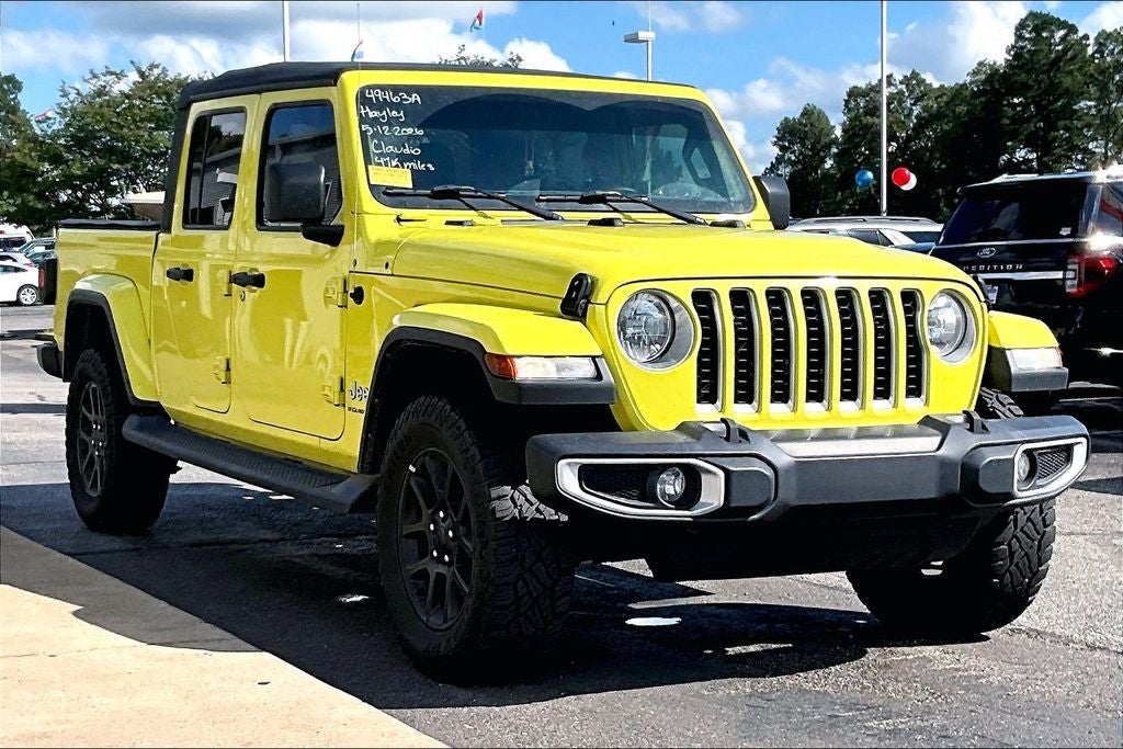2023 Jeep Gladiator Overland