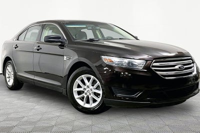 2013 Ford Taurus SE