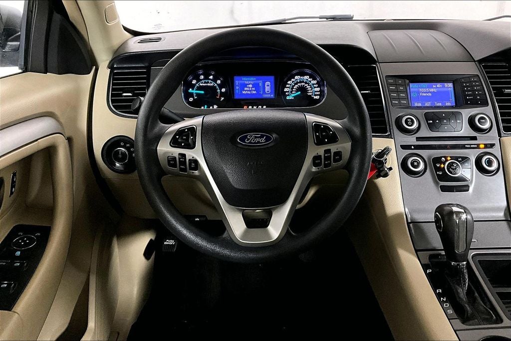 2013 Ford Taurus SE