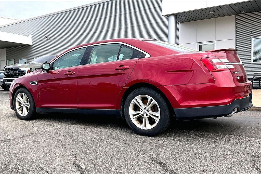 2016 Ford Taurus SEL