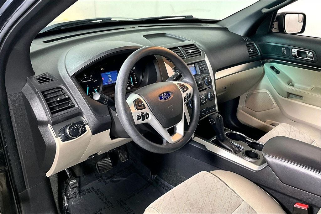2015 Ford Explorer Base