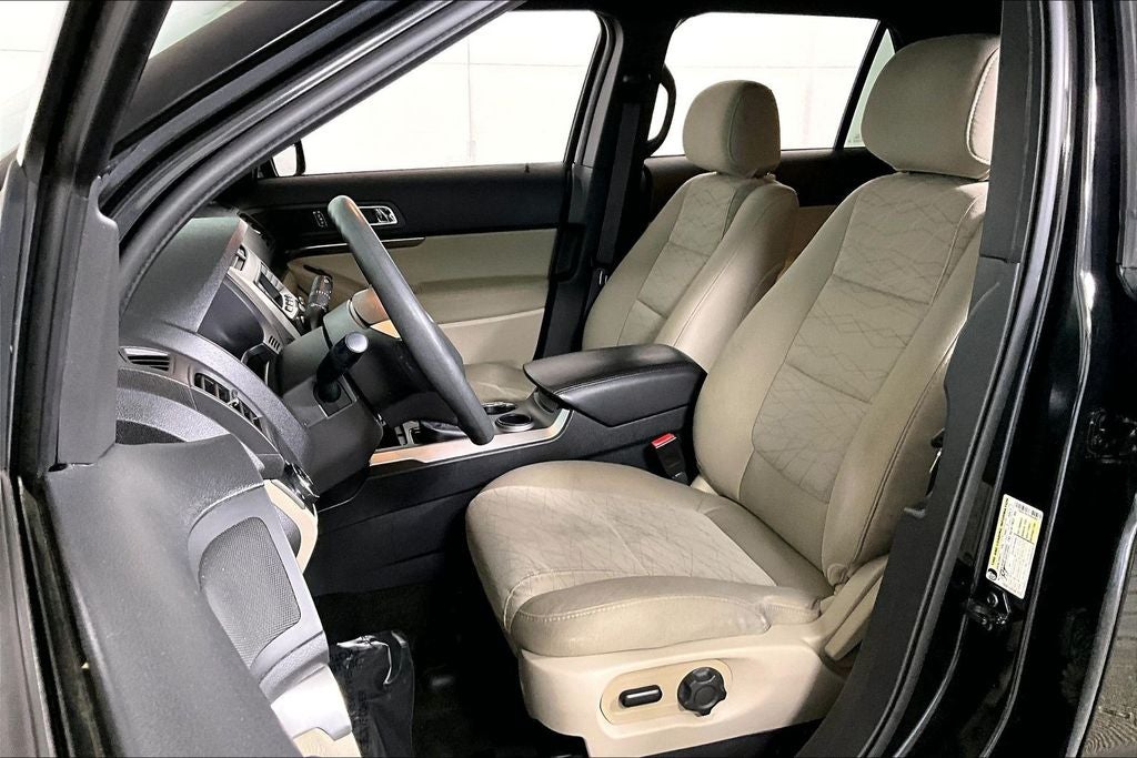 2015 Ford Explorer Base