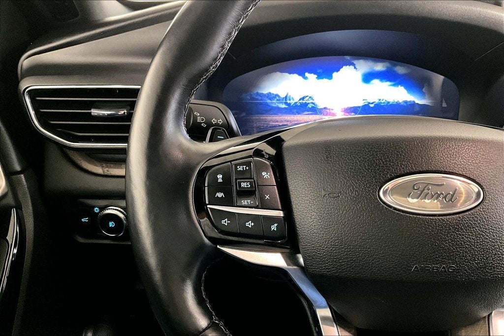 2021 Ford Explorer Platinum