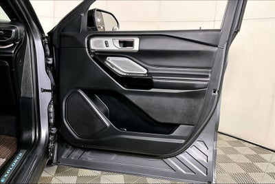 2021 Ford Explorer Platinum