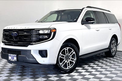 2025 Ford Expedition Active