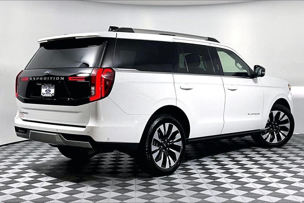 2025 Ford Expedition Platinum
