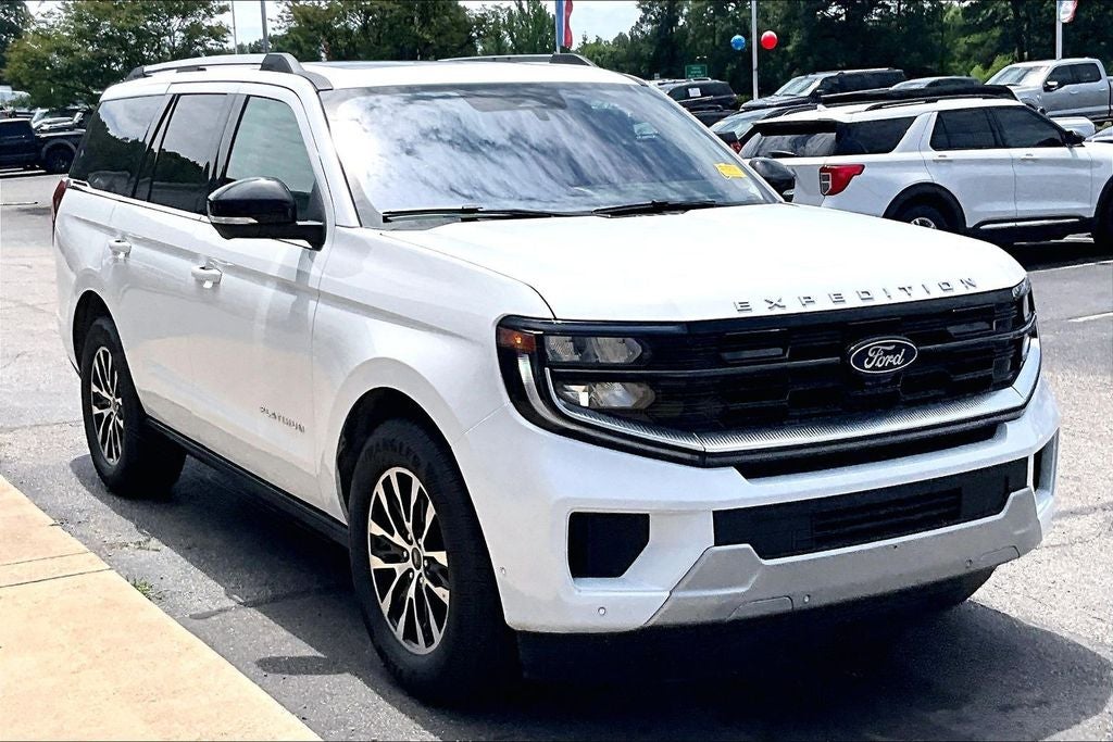 2025 Ford Expedition Platinum 4x4's photo