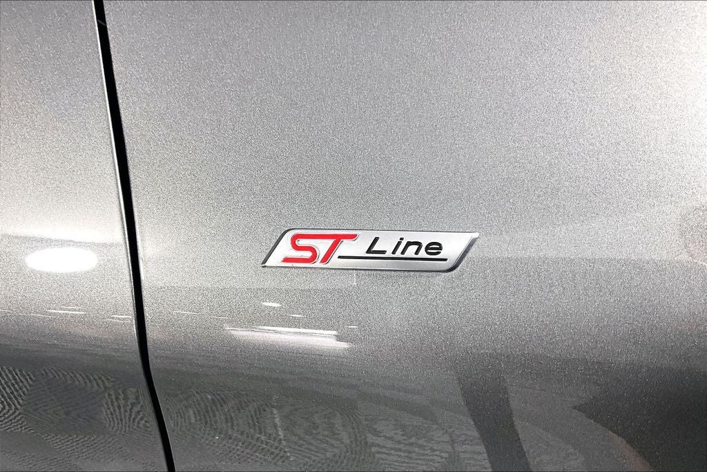 2025 Ford Explorer ST-LINE - Photo 14