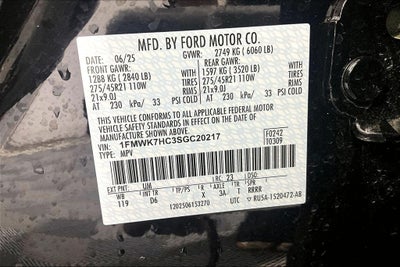 2025 Ford Explorer Platinum