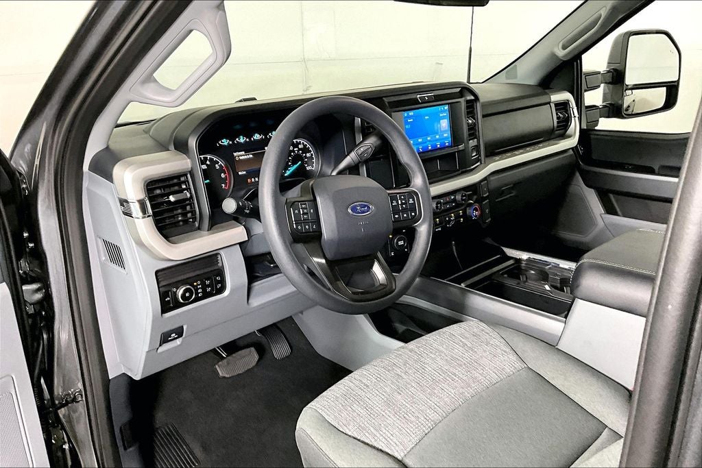 2025 Ford F-250SD XLT