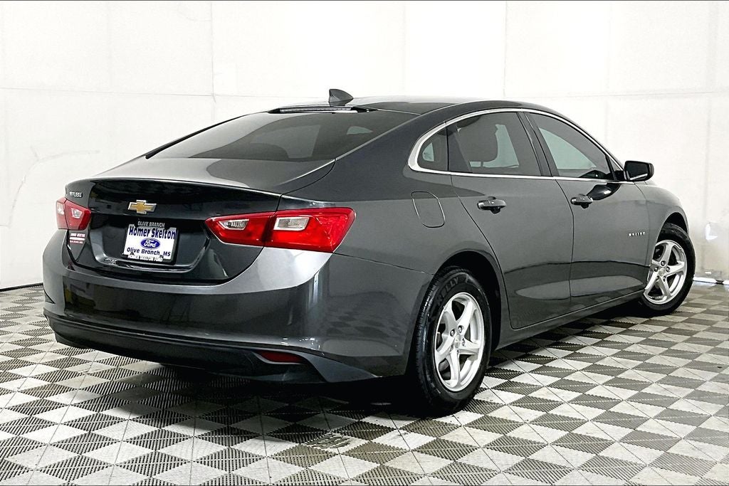 2018 Chevrolet Malibu LS 1LS
