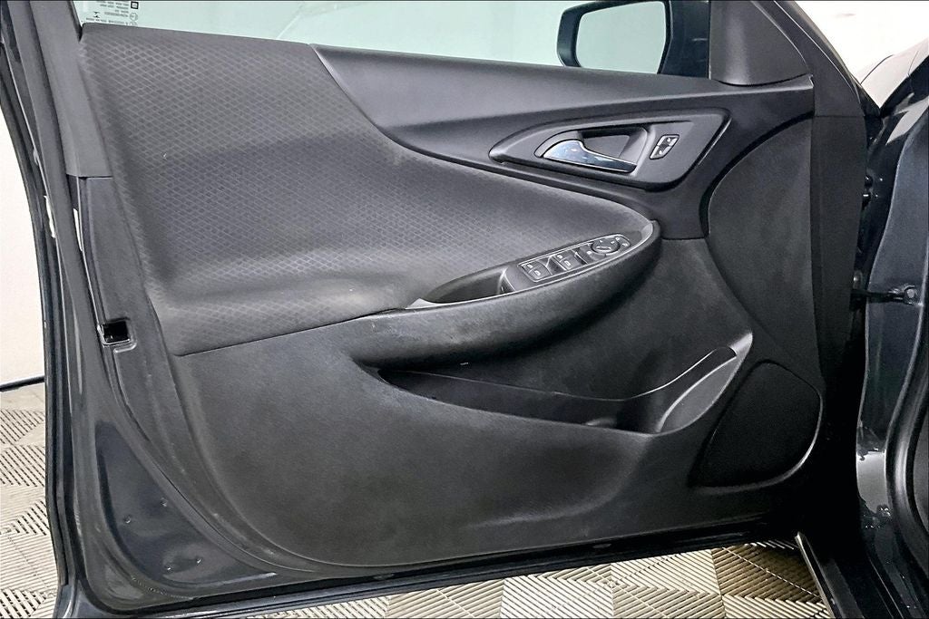 2018 Chevrolet Malibu LS 1LS