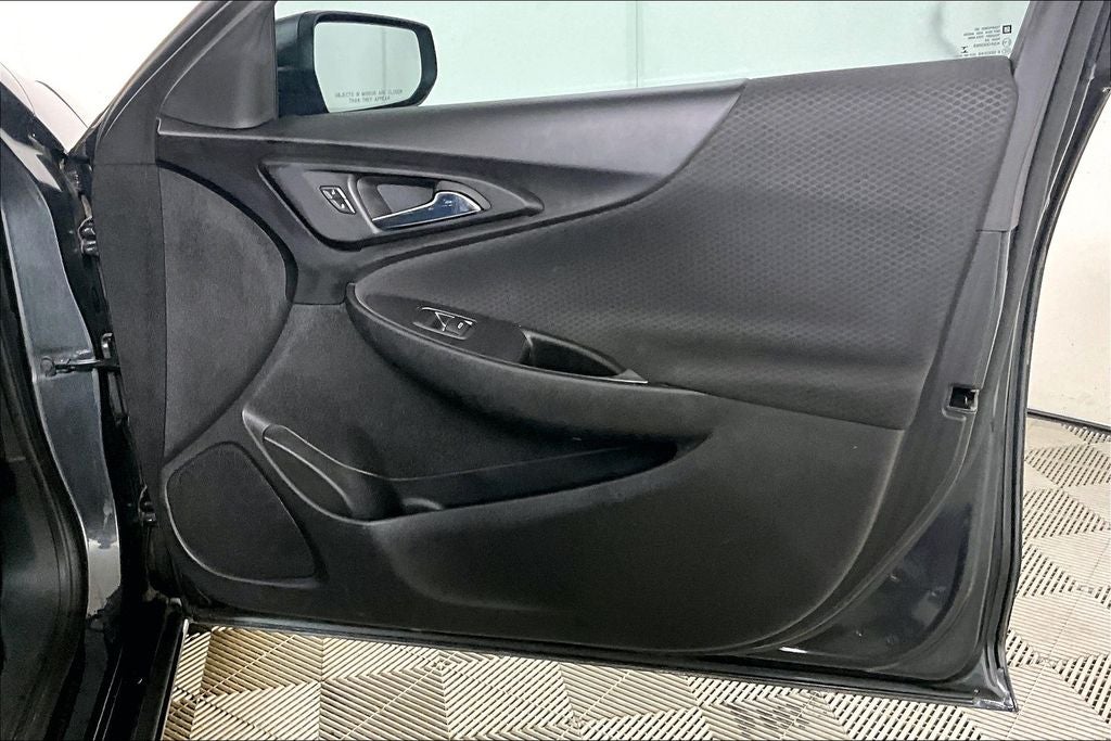 2018 Chevrolet Malibu LS 1LS