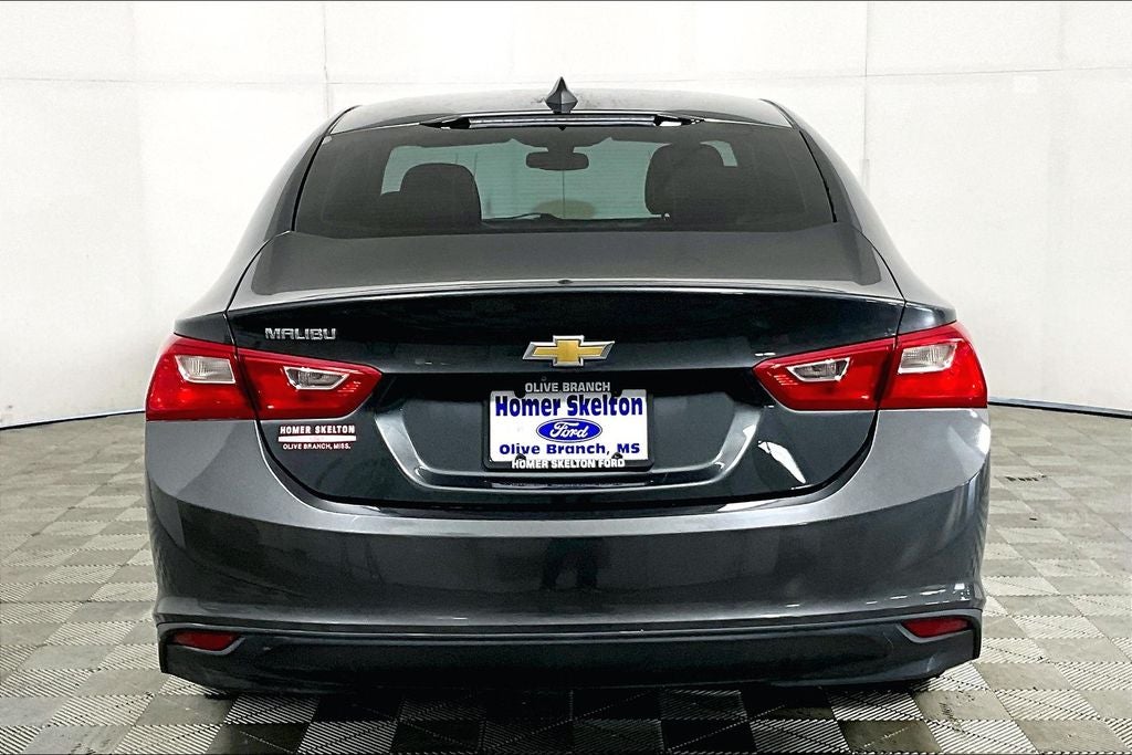 2018 Chevrolet Malibu LS 1LS