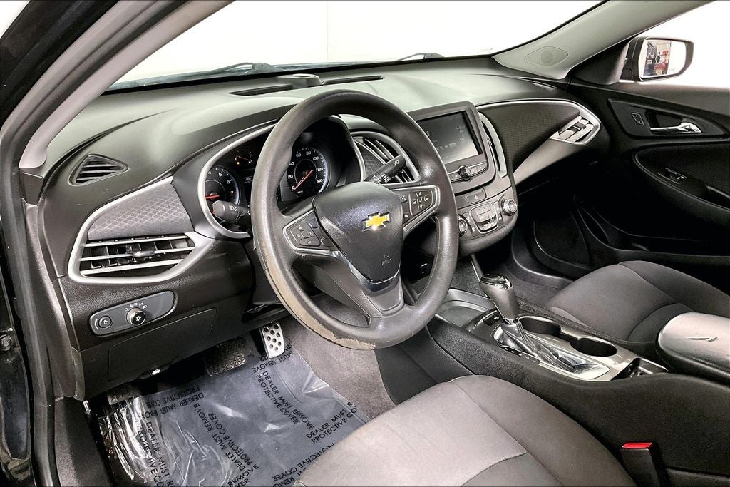 2017 Chevrolet Malibu LS 1LS