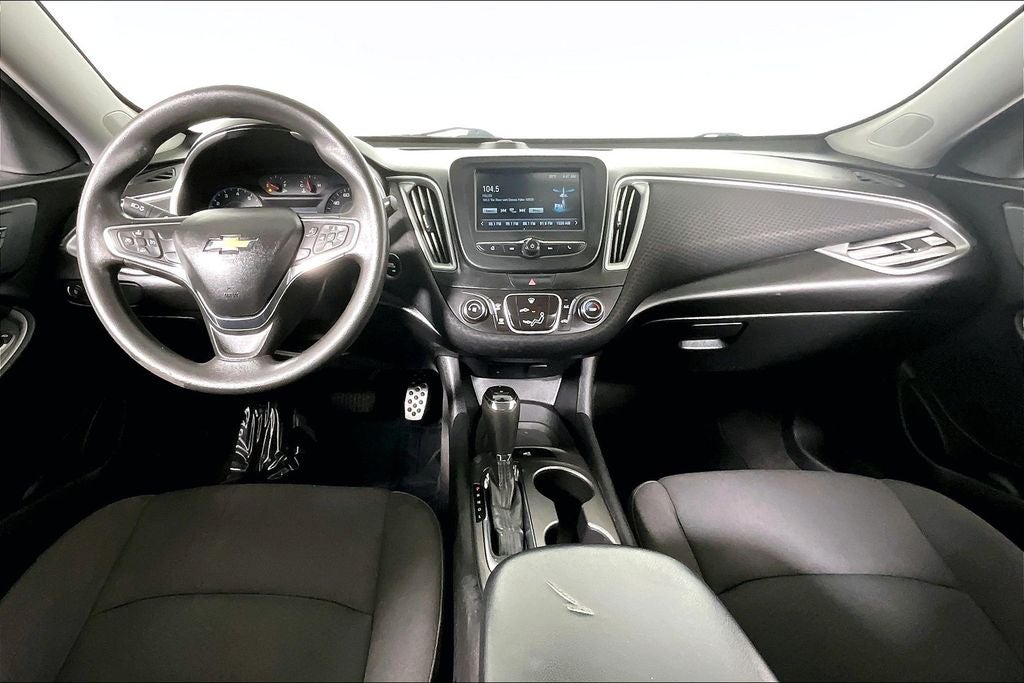 2017 Chevrolet Malibu LS 1LS