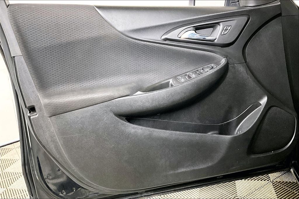 2017 Chevrolet Malibu LS 1LS