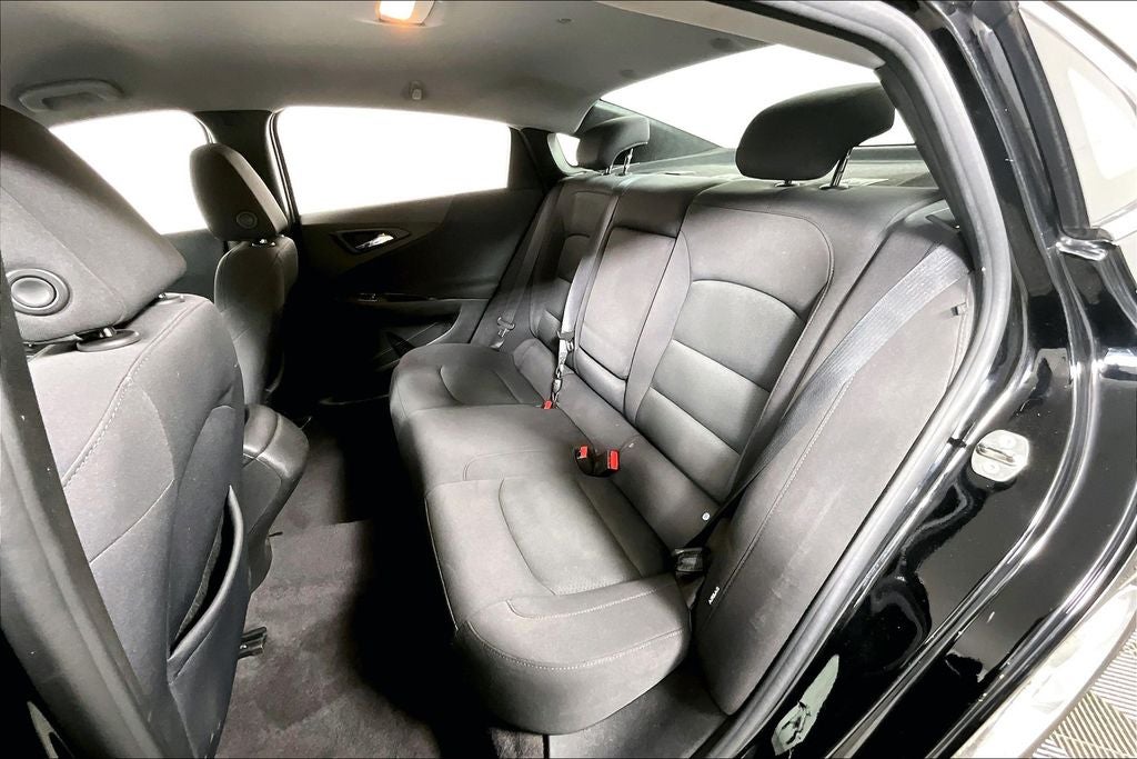 2017 Chevrolet Malibu LS 1LS