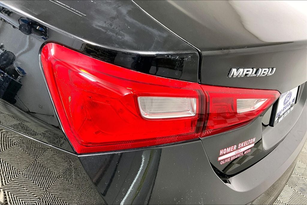 2017 Chevrolet Malibu LS 1LS