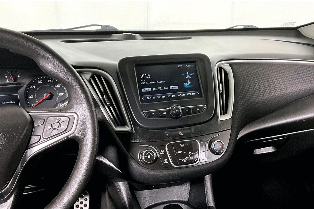 2017 Chevrolet Malibu LS 1LS