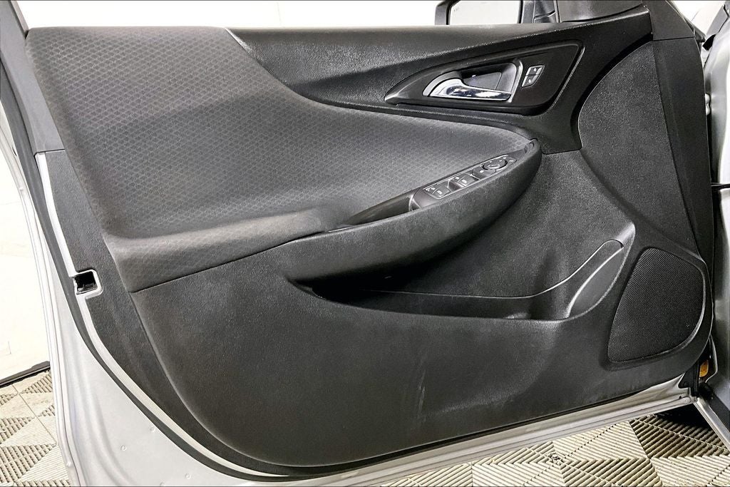 2017 Chevrolet Malibu LT 1LT