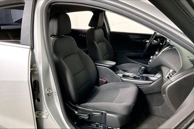 2017 Chevrolet Malibu LT 1LT