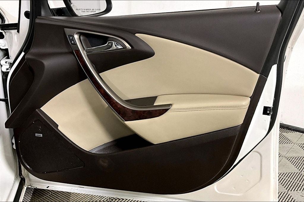 2012 Buick Verano Leather Group