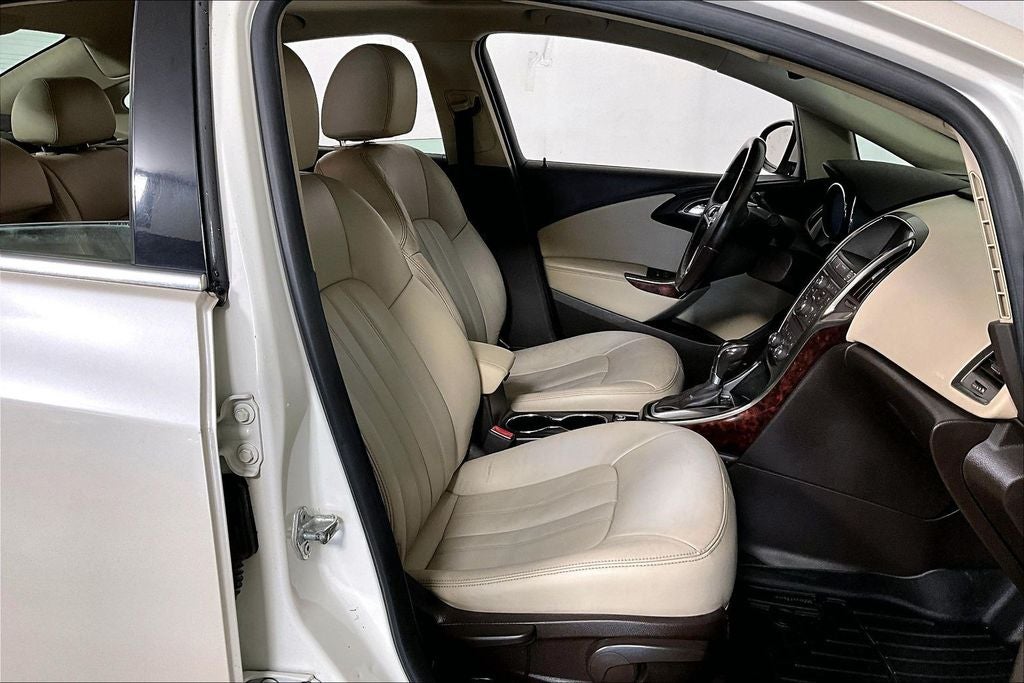 2012 Buick Verano Leather Group