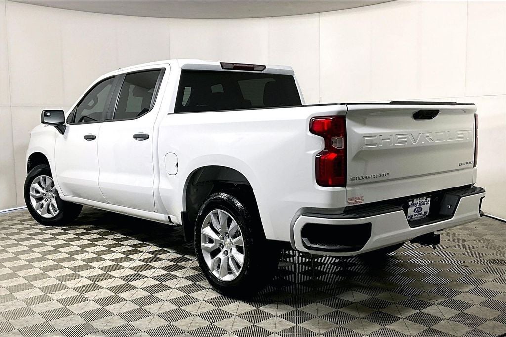 2022 Chevrolet Silverado 1500 Custom