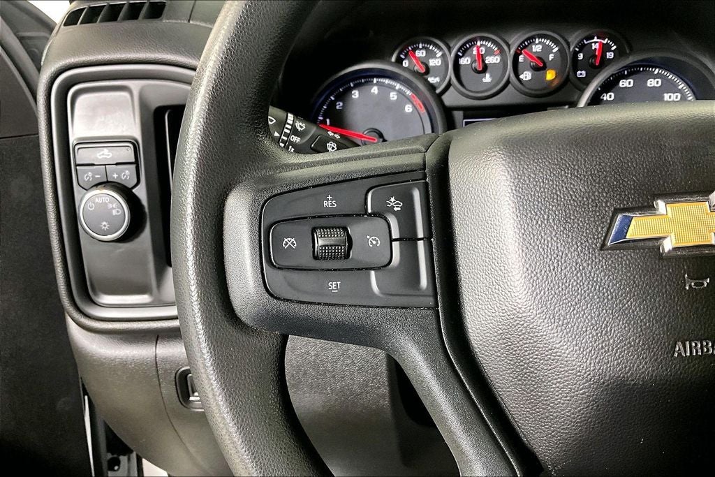 2022 Chevrolet Silverado 1500 Custom