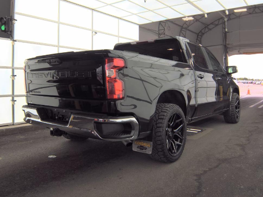 2023 Chevrolet Silverado 1500 LT LT1