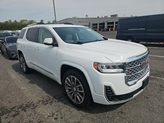 2023 GMC Acadia Denali AWD's photo