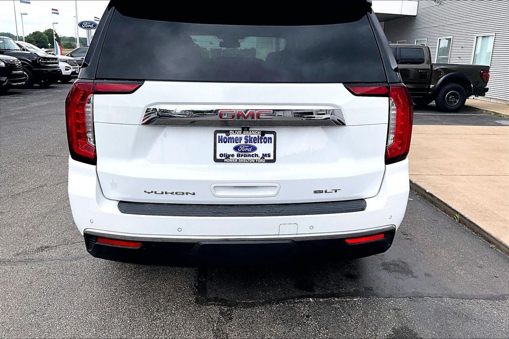 2023 GMC Yukon SLT