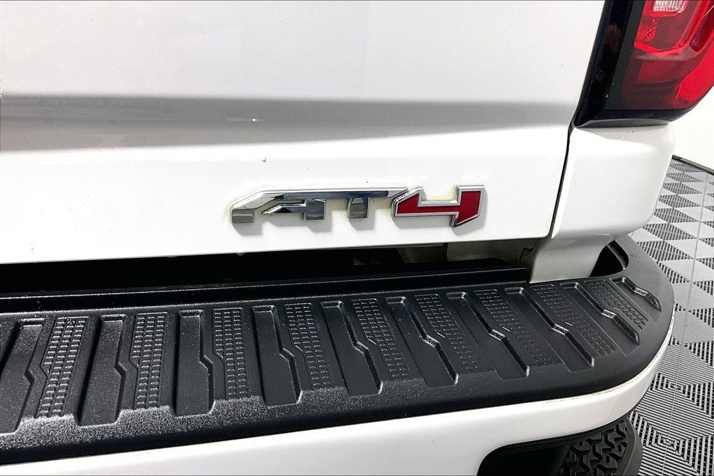 2023 GMC Sierra 2500HD AT4