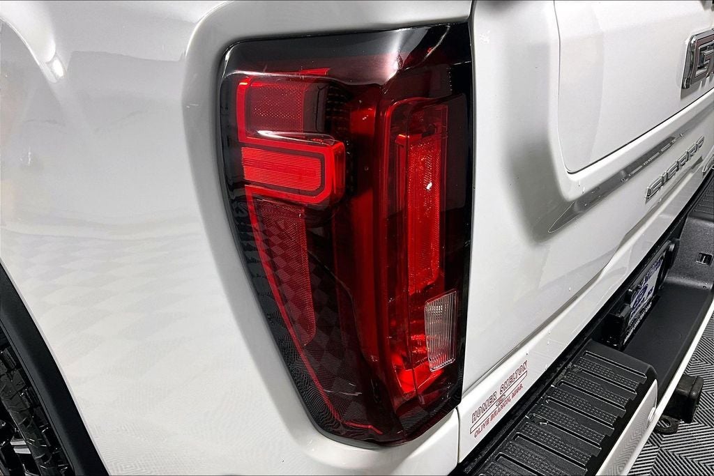 2023 GMC Sierra 2500HD AT4