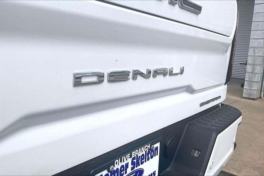 2024 GMC Sierra 2500HD Denali Ultimate