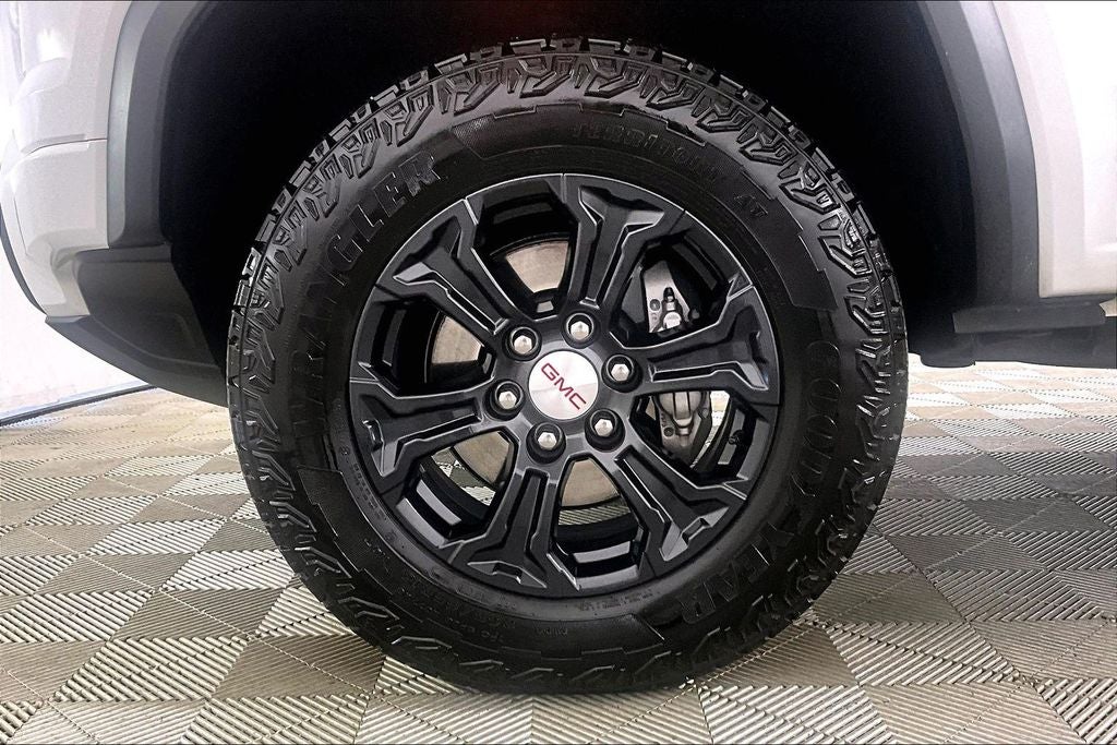 2024 GMC Canyon Elevation