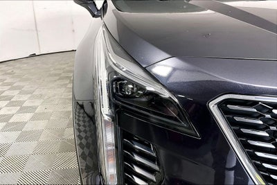 2023 Cadillac XT4 Premium Luxury