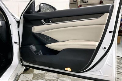 2022 Honda Accord Hybrid Touring